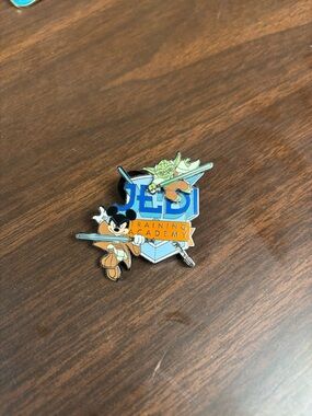 Vintage Collectible Disney Parks Pin Star Wars Jedi Training Academy Yoda Mickey
